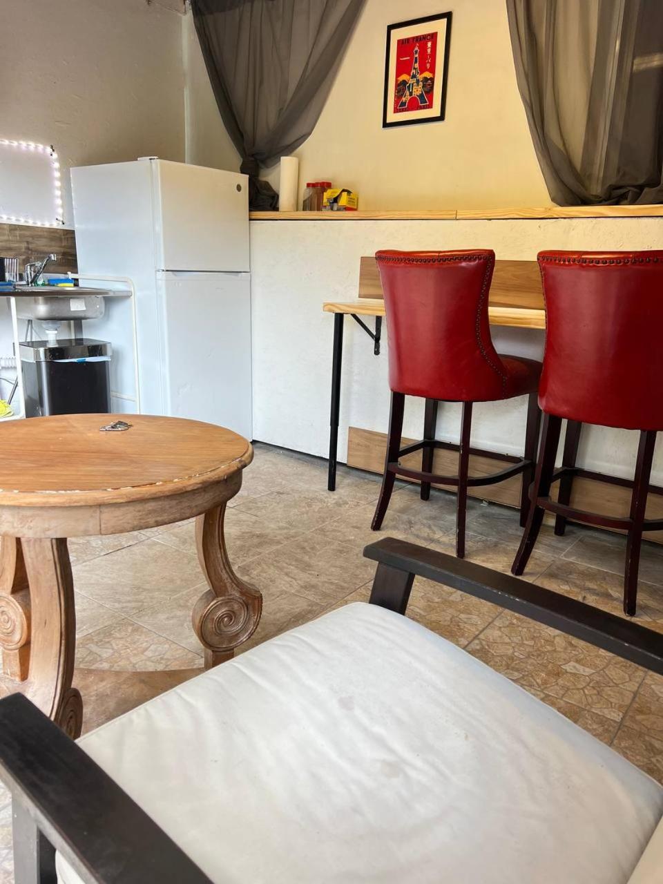 Work, Rest And Play: Wifi, Tv And Backyard Bliss Διαμέρισμα North Miami Beach Εξωτερικό φωτογραφία