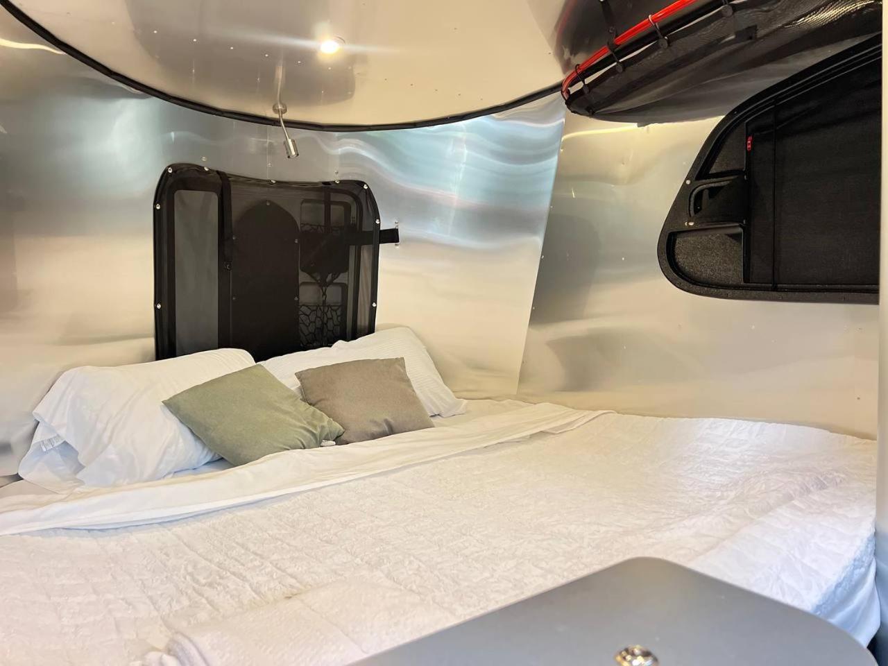 Work, Rest And Play: Wifi, Tv And Backyard Bliss Διαμέρισμα North Miami Beach Εξωτερικό φωτογραφία