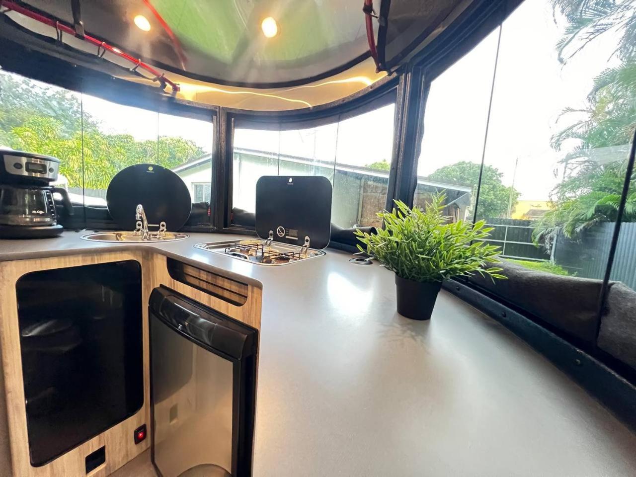 Work, Rest And Play: Wifi, Tv And Backyard Bliss Διαμέρισμα North Miami Beach Εξωτερικό φωτογραφία